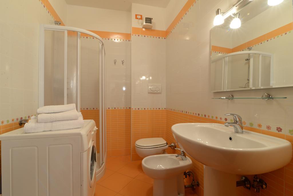 Padovaresidence Apartments - Tra Piazza Delle Erbe E Il Duomo Стая снимка